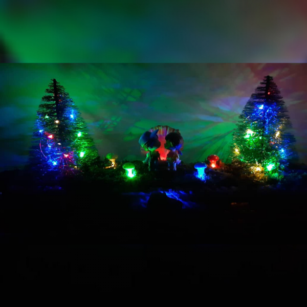 Aşk Figürlü Çam Ağaçlı Işıklı Tasarım Gece Lambası 2